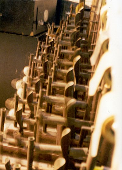 Chimes can be played very quickly and in clusters